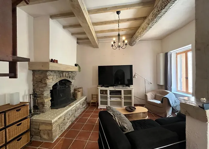 Maison Des Remparts Montbrun-des-Corbières